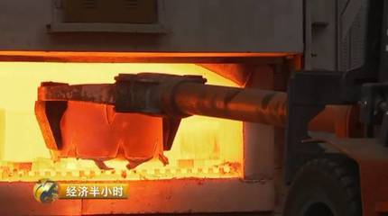 從講臺(tái)到國(guó)之重器 一位化學(xué)教師的萬(wàn)噸液壓機(jī)報(bào)國(guó)路